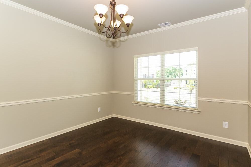 1215 Nottley Dr - Photo 6 of 15