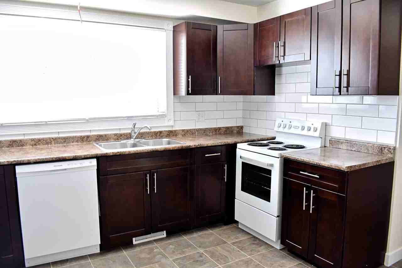 2885  Ness Ave. - Photo 3 of 14