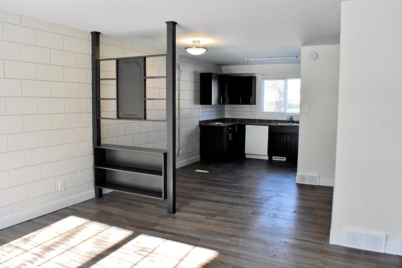2885  Ness Ave. - Photo 4 of 14