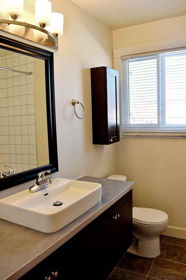 2885  Ness Ave. - Photo 5 of 14