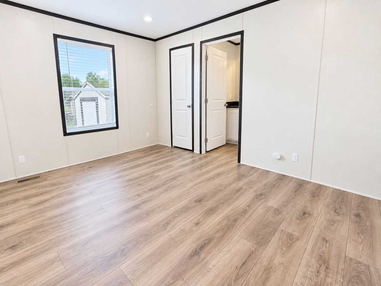 3624 Hawthorne St #703 - Photo 6 of 16