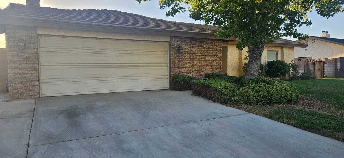 43109 Cherbourg Ln