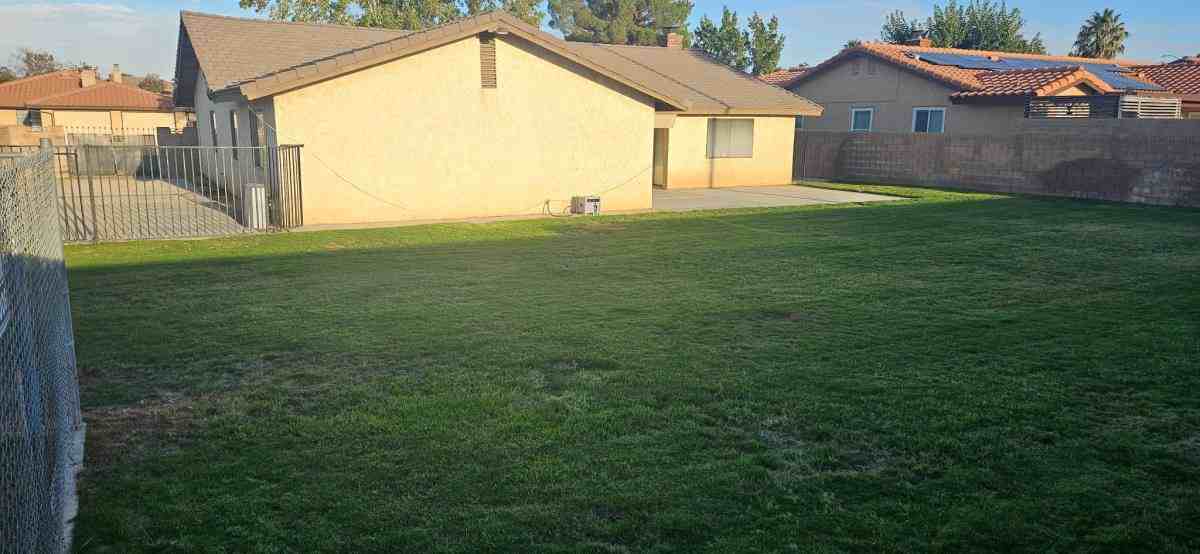 43109 Cherbourg Ln - Photo 3 of 20