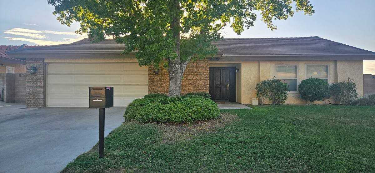 43109 Cherbourg Ln - Photo 5 of 20