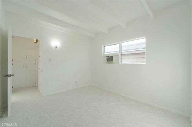 231 Junipero Ave - Photo 3 of 6