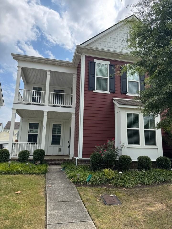 914 Market St - Photo 3 of 44