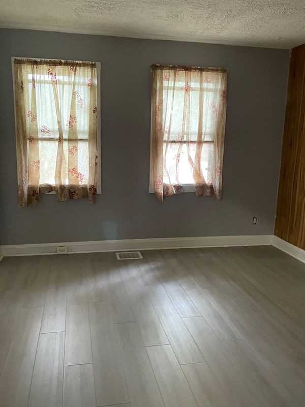 2917 Yorkway - Photo 4 of 6