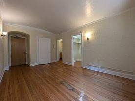 536 W Arlington Pl - Photo 1 of 1
