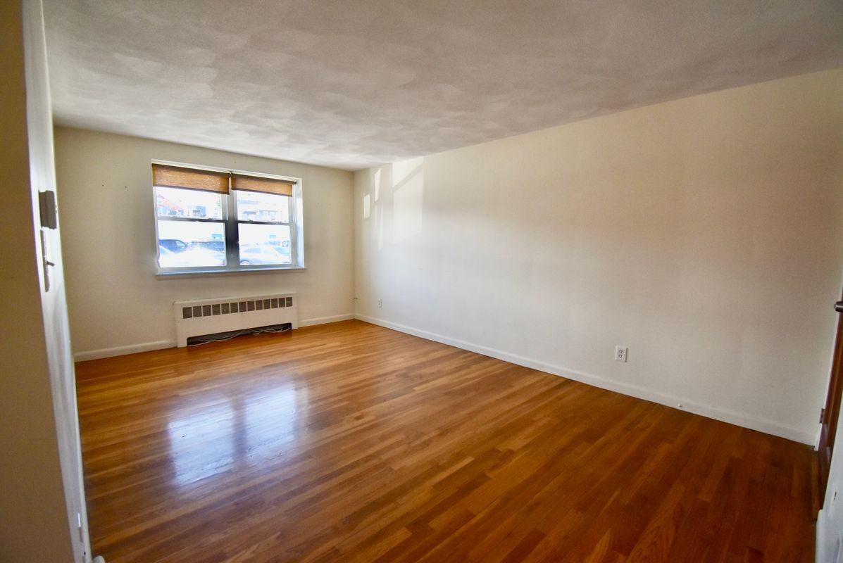 12 Central Ave - Photo 2 of 12