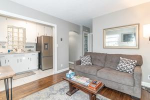 featured image of 201 3rd St #7