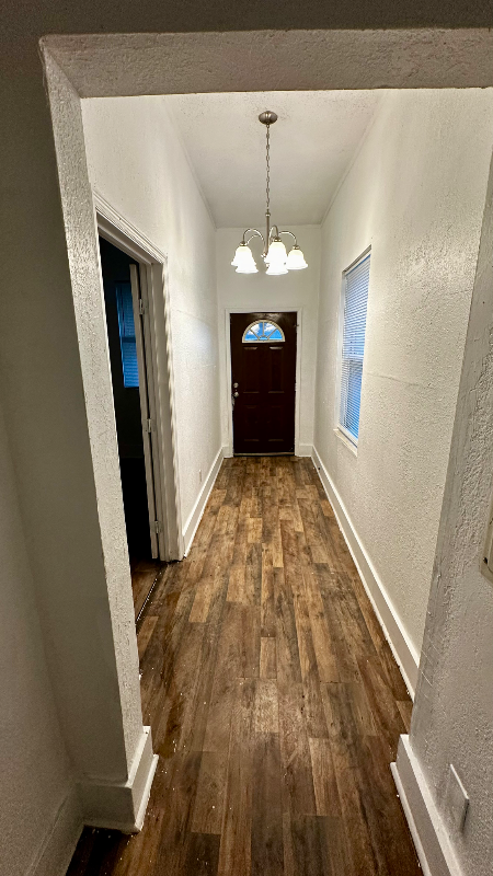 1267 W 4th St - Photo 5 of 20