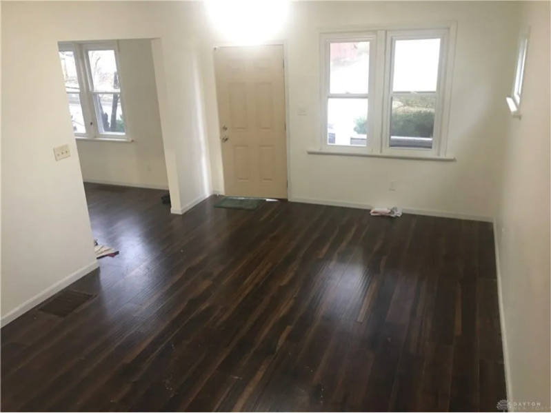 144 W Fairview Ave - Photo 3 of 21
