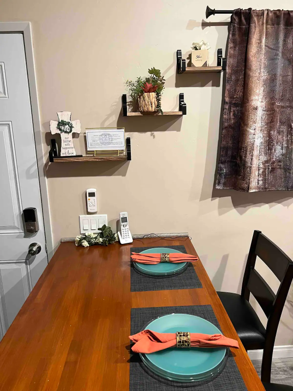 1015 40th St #1017 - Photo 4 of 12