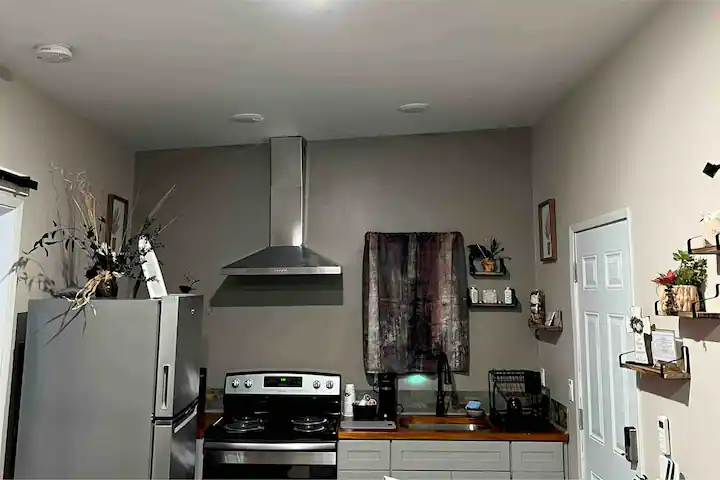 1015 40th St #1017 - Photo 5 of 12