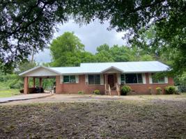 featured image of 605 Indian Cir