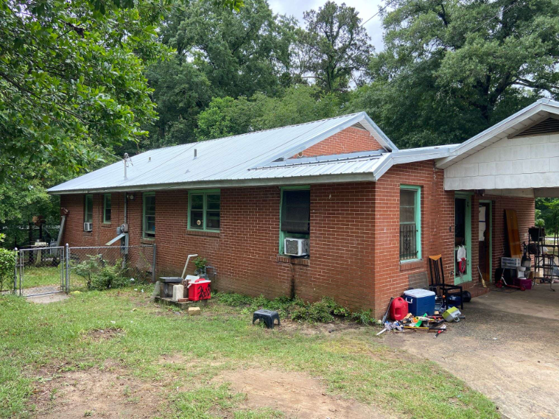 605 Indian Cir - Photo 3 of 23
