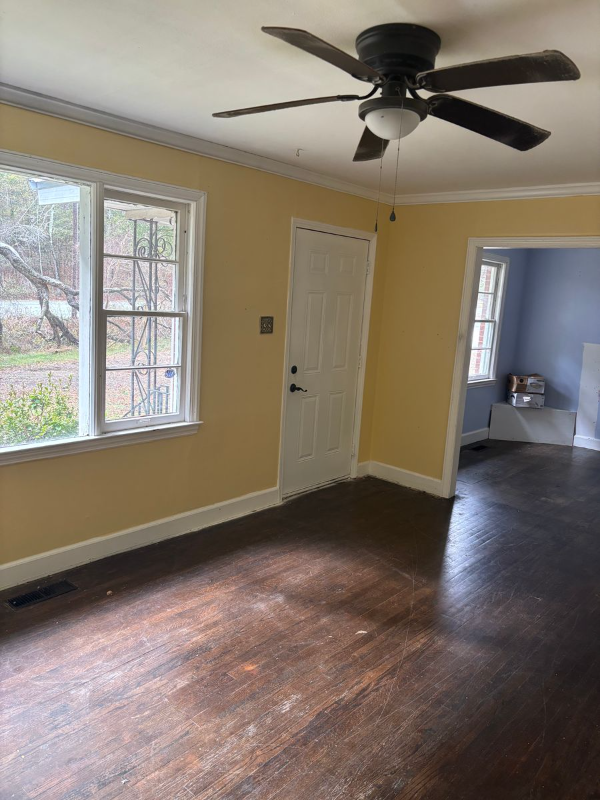 605 Indian Cir - Photo 6 of 23
