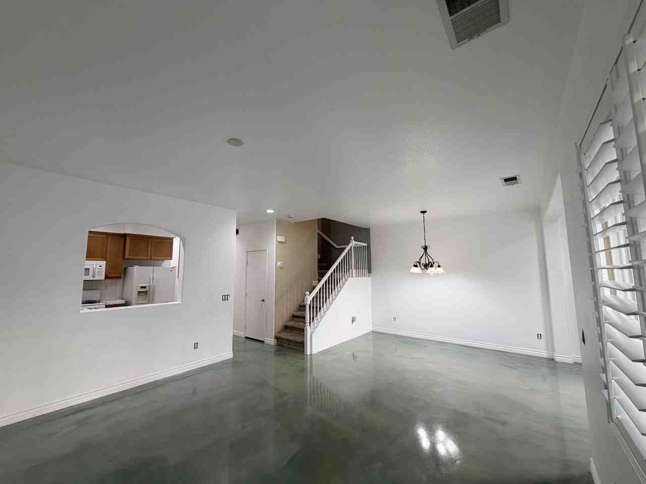 1431 Trouville Ln #5 - Photo 4 of 34