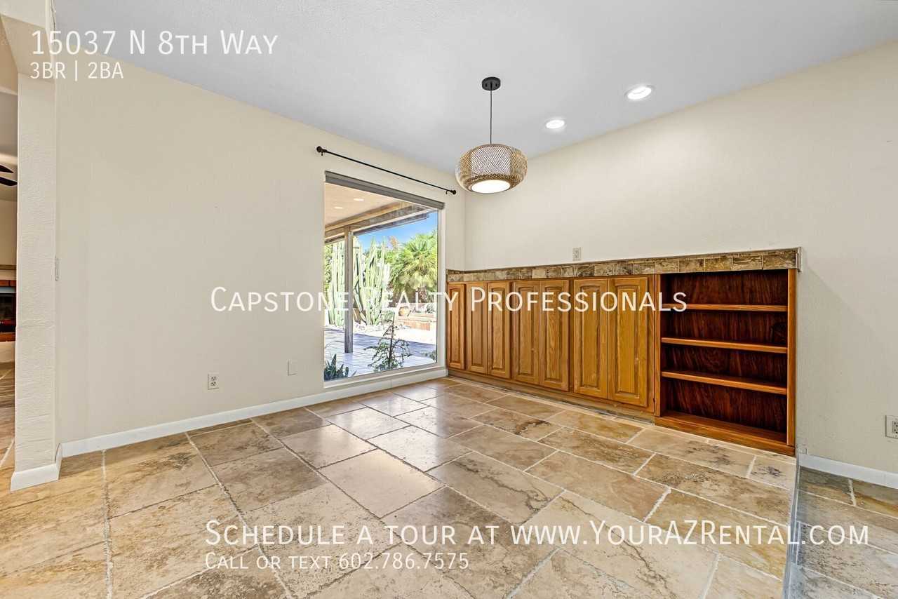 15037 N 8th Way - Photo 3 of 32