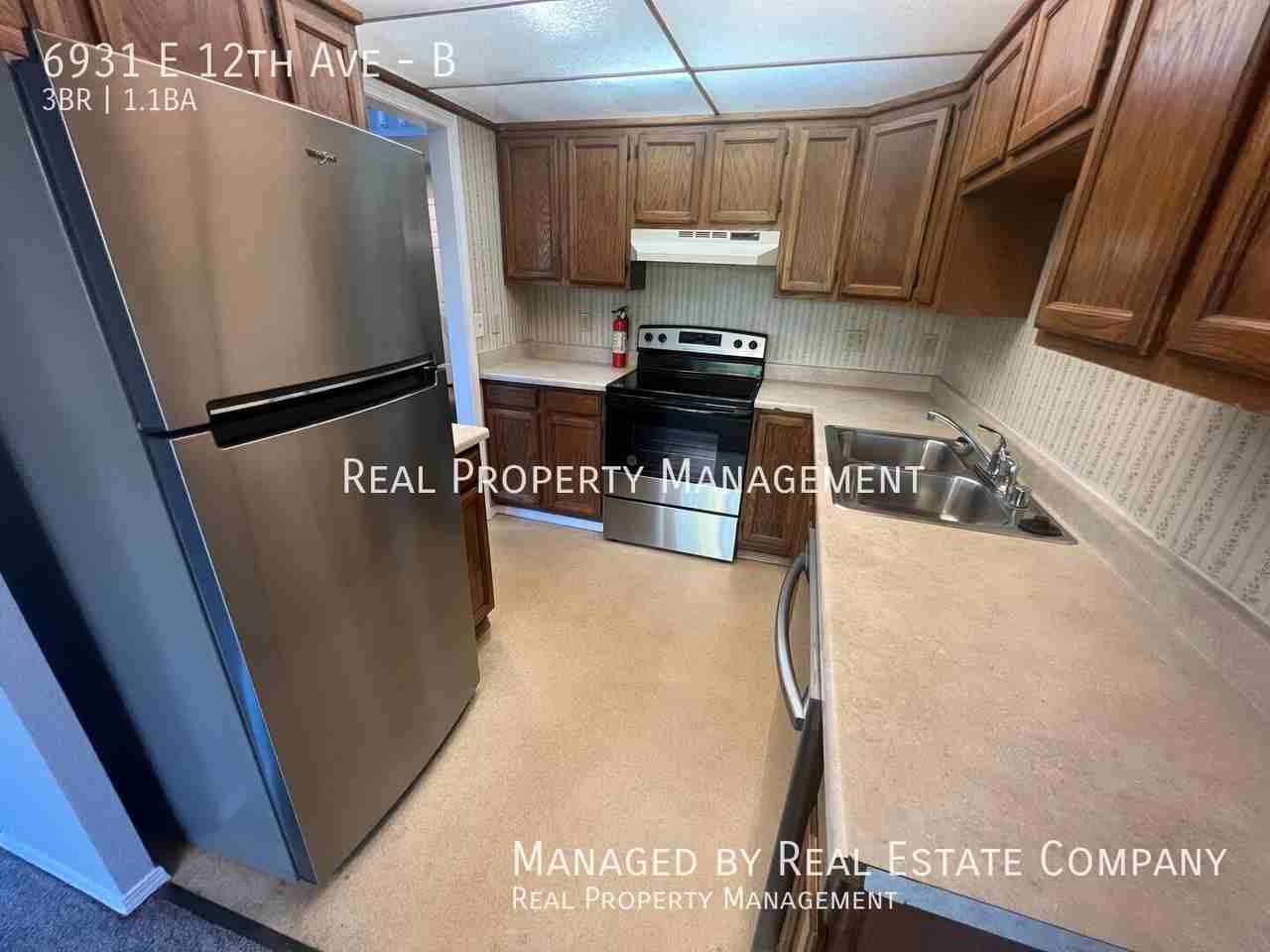 6931 E 12th Ave #B - Photo 6 of 17