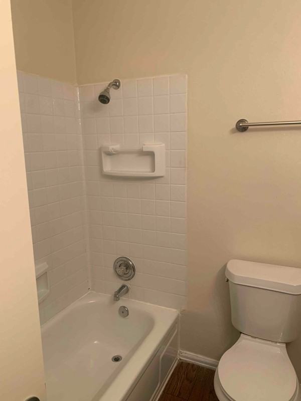 13 Royal Crest Dr #B - Photo 5 of 20