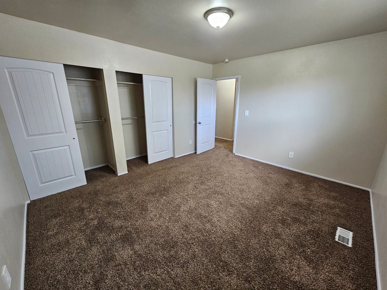3963 W Dimrall Dr #B - Photo 5 of 16