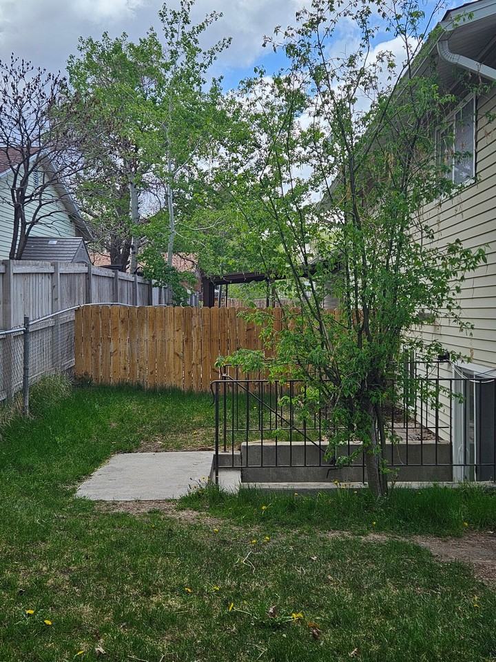 3963 W Dimrall Dr #B - Photo 7 of 16