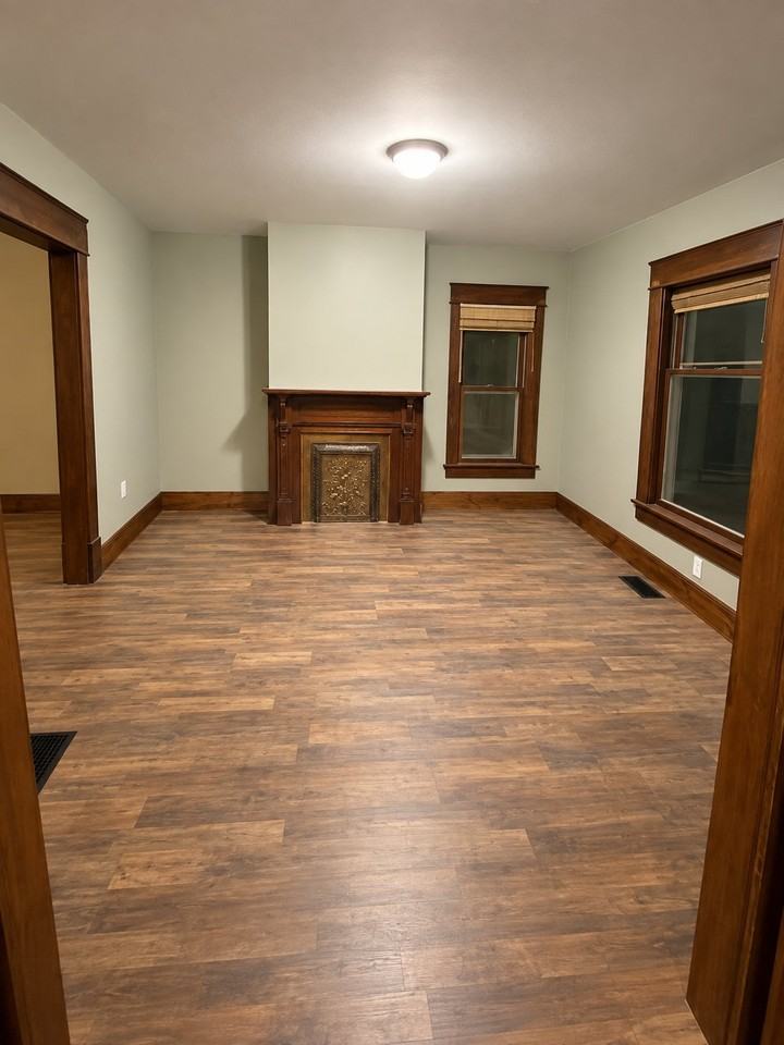 711 Beatty Ave - Photo 2 of 10