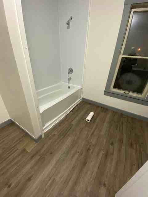 711 Beatty Ave - Photo 5 of 10