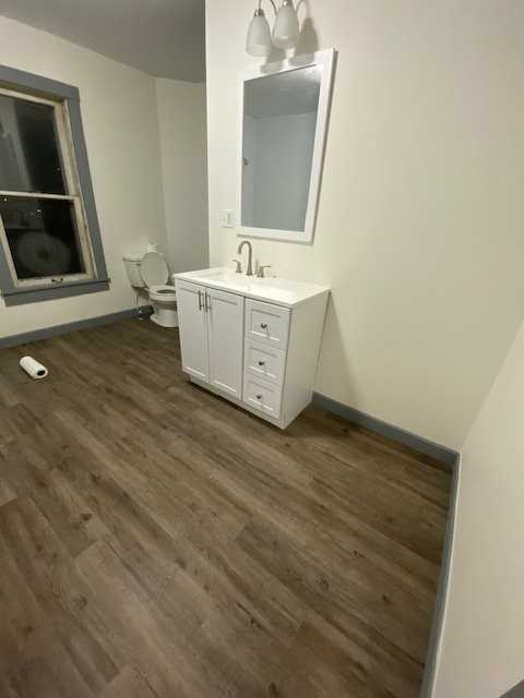 711 Beatty Ave - Photo 6 of 10