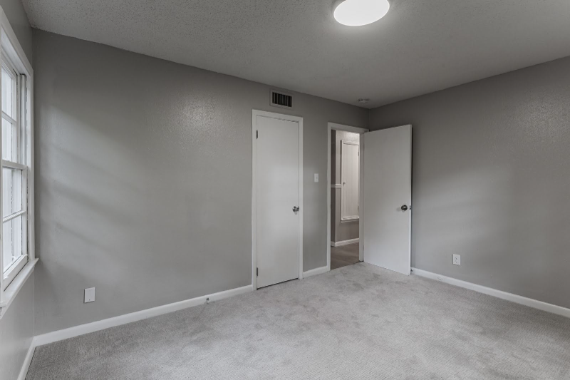 4054 Sallie Ct - Photo 7 of 13