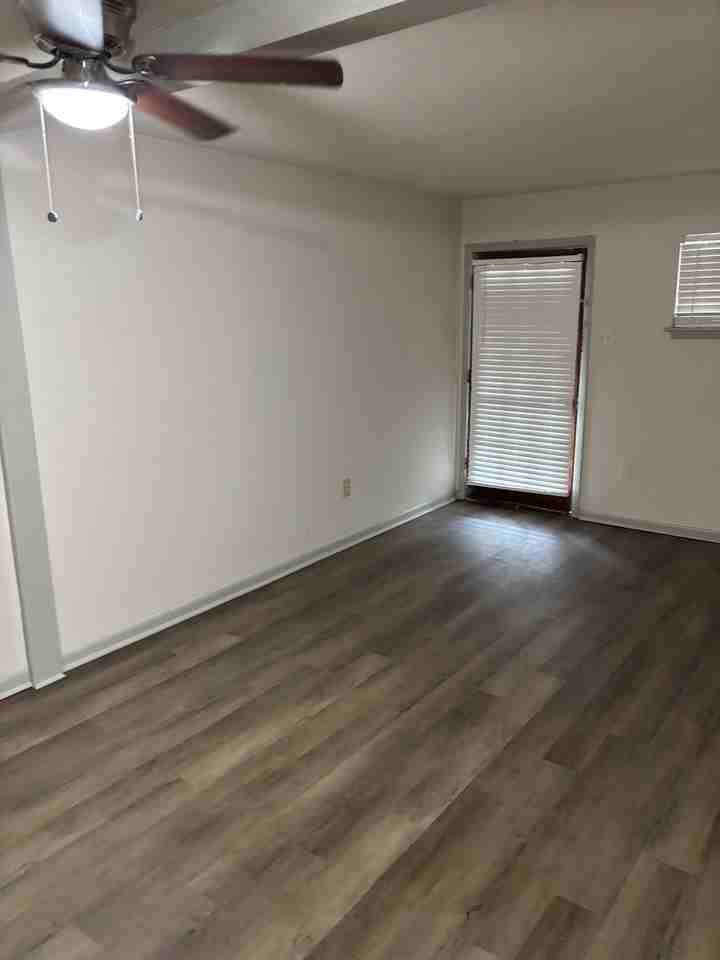 837 N 6th St #2 - Photo 2 of 3