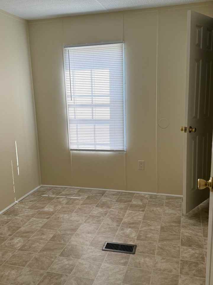 596 Snake Rd - Photo 2 of 5
