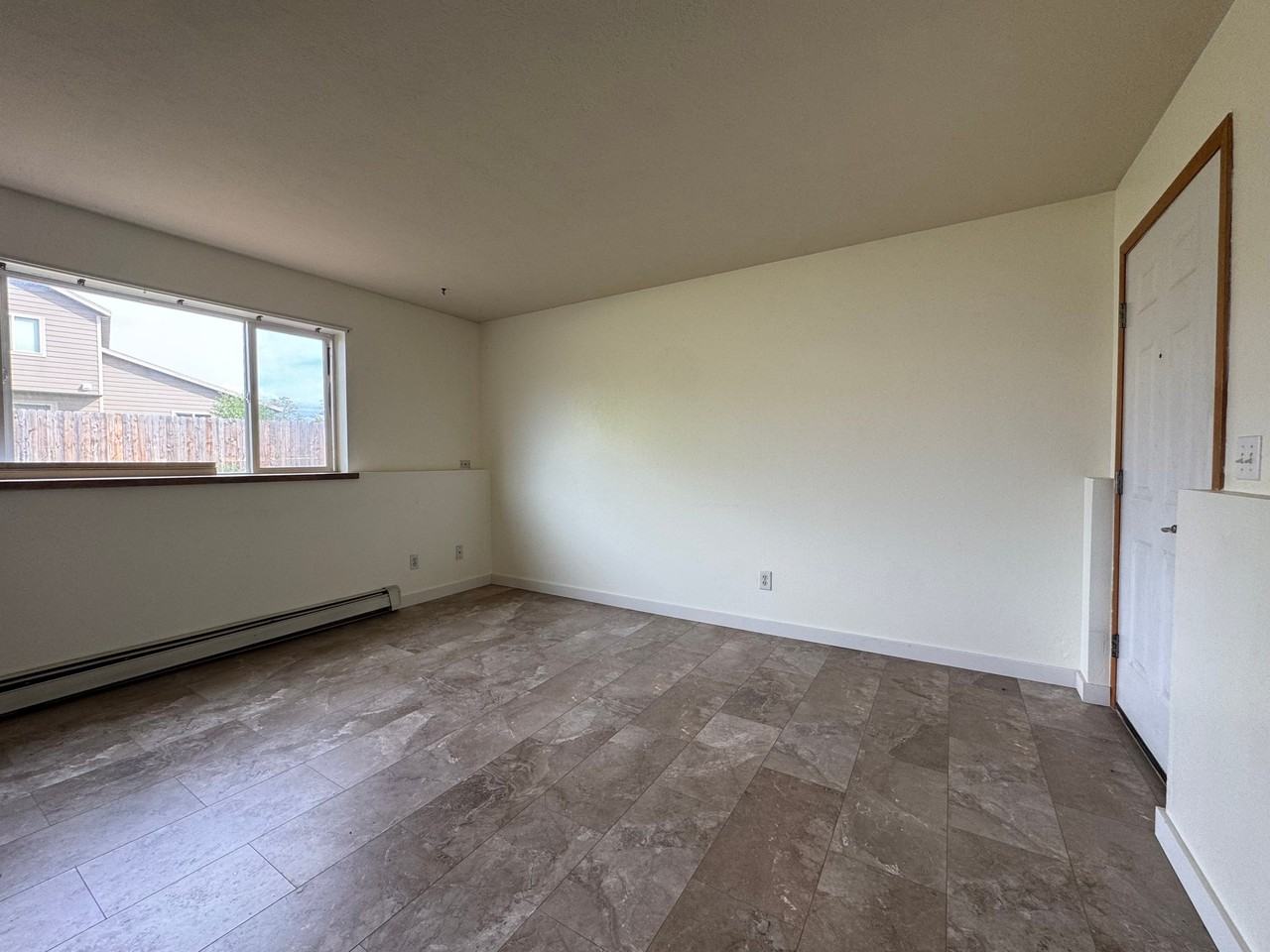 912 Jeanette Pl #C - Photo 6 of 18