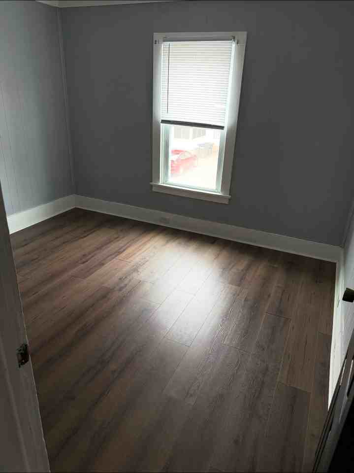 221 Mason St - Photo 7 of 9