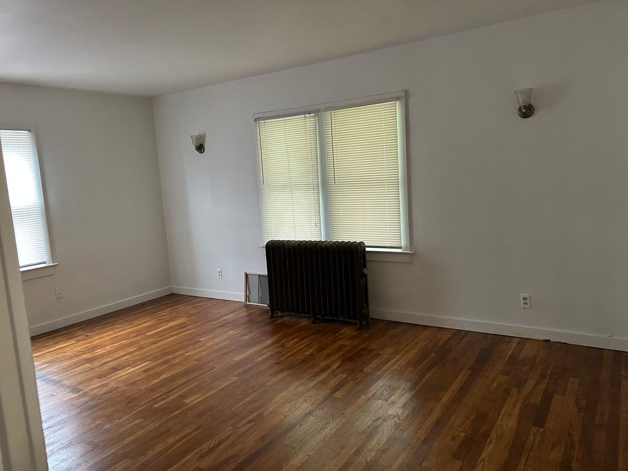 2077 E Boatfield Ave #2 - Photo 3 of 8
