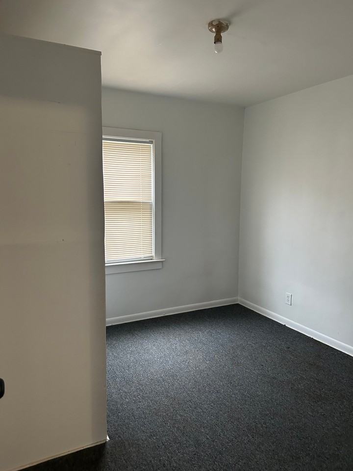 2077 E Boatfield Ave #2 - Photo 4 of 8