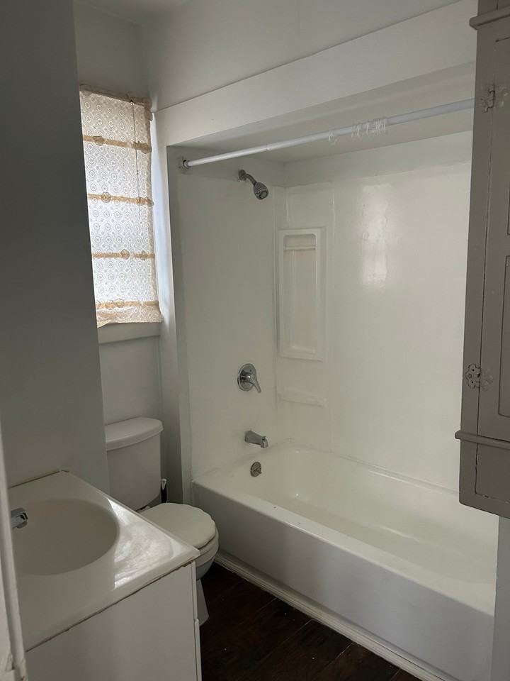 2077 E Boatfield Ave #2 - Photo 6 of 8