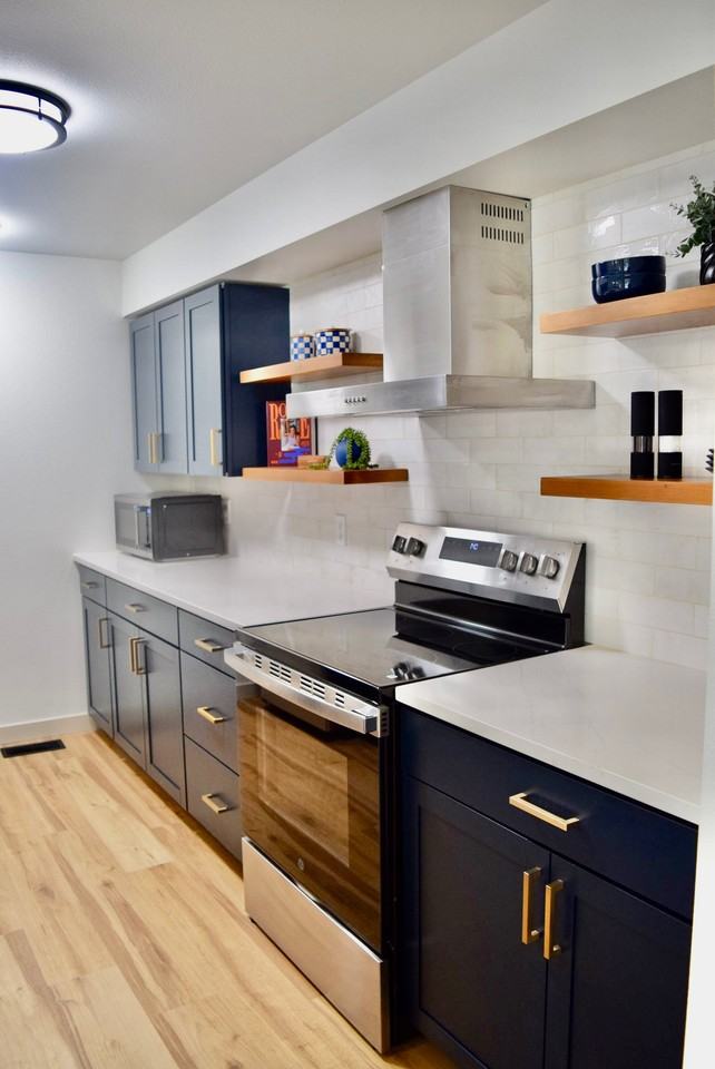 1926 W 3rd Ave #2 - Photo 4 of 16