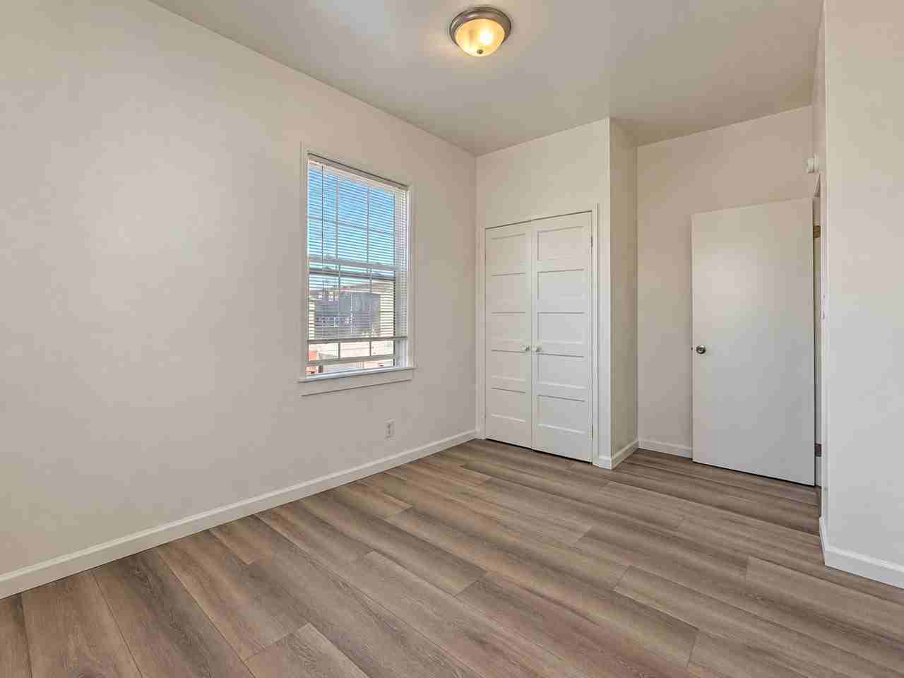 1408 21st Ave #202 - Photo 5 of 12