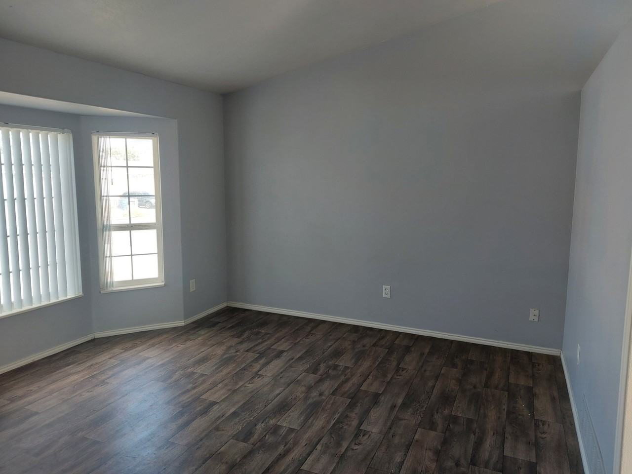 3731 Sw - Photo 6 of 17