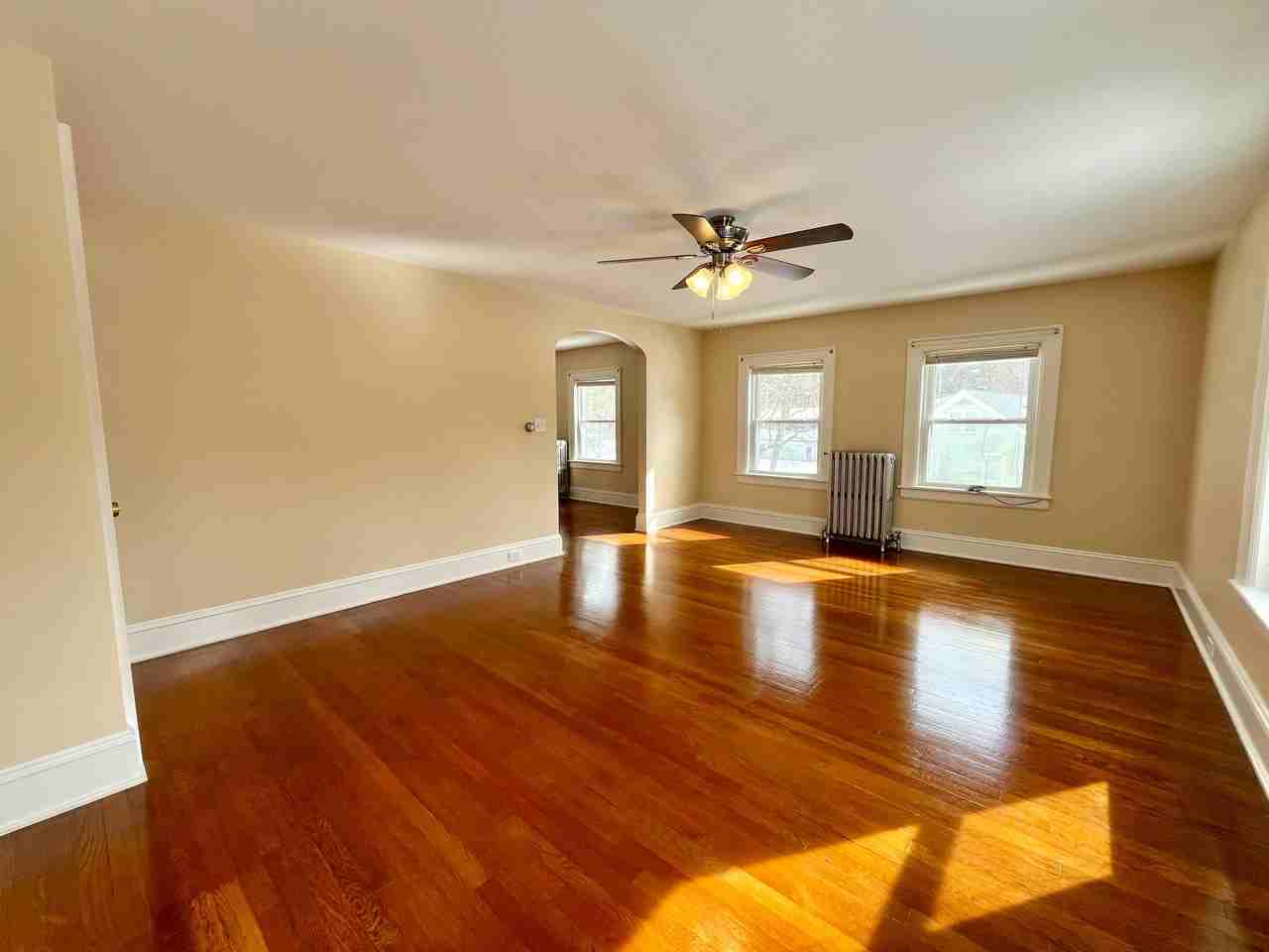102 Mountain Rd - Photo 2 of 17