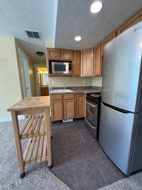 1068 E Quarry View Way - Photo 2 of 16