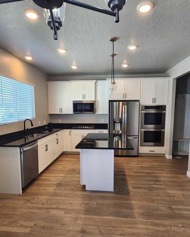 4186 Ws - Photo 3 of 16