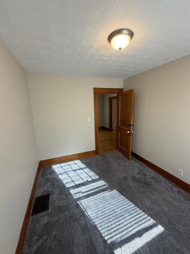1720 Coleman Ave #1722 - Photo 7 of 20