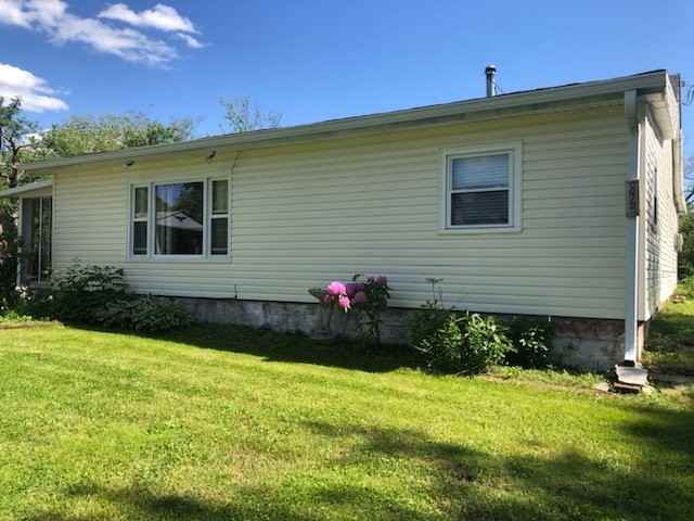 829 Locust Corner Rd - Photo 3 of 20