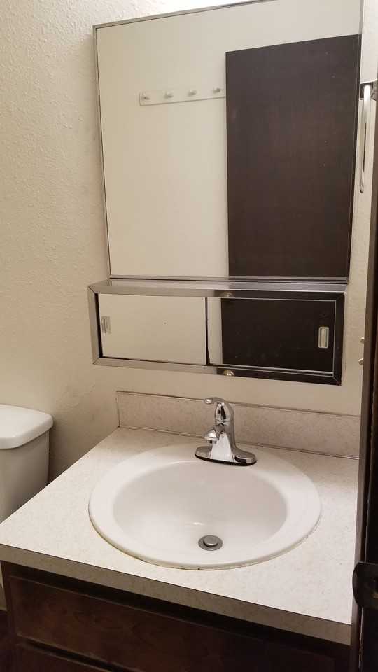 1007 Bluff Ave #A - Photo 4 of 23