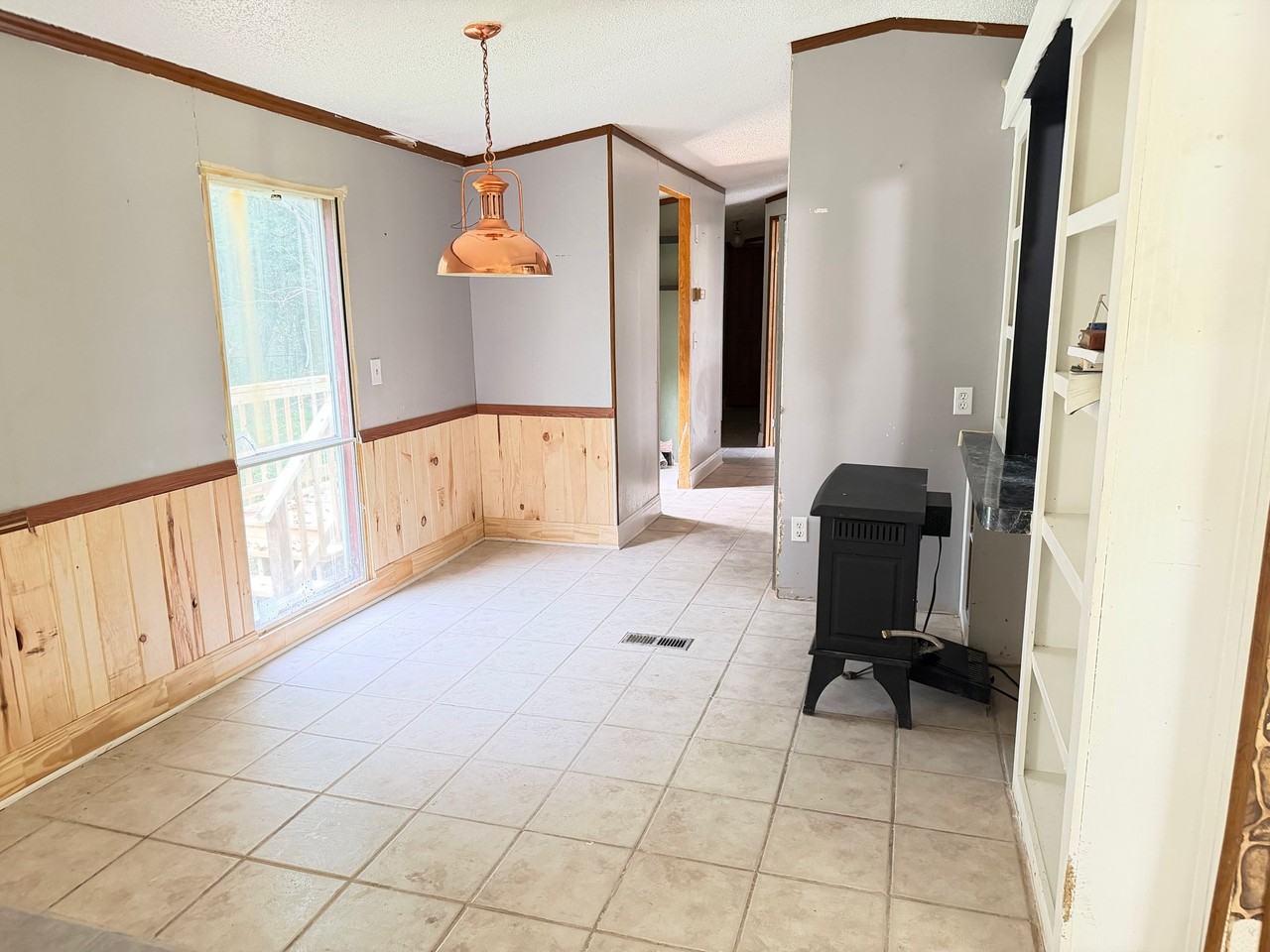 183 Ainsley Ave - Photo 4 of 15