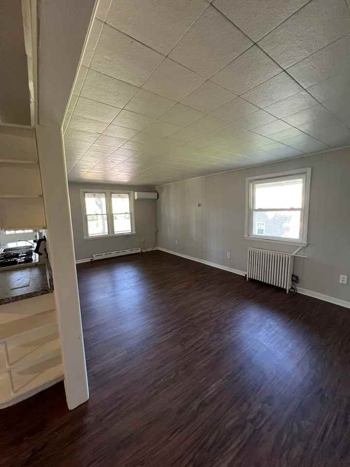 3522 Gaskin Rd - Photo 3 of 9