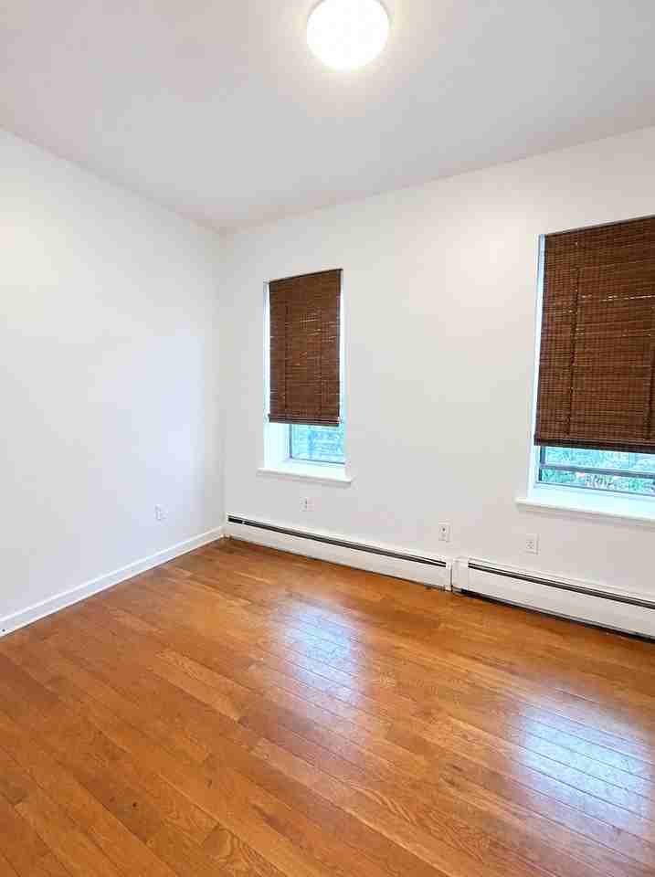 423 Pennsylvania Ave #3
